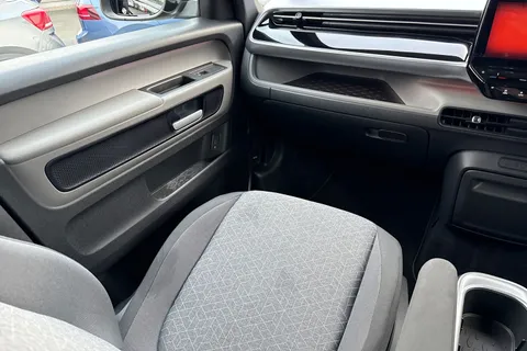 KR23NXH Volkswagen ID. Buzz 150kW Life Pro 77kWh 5dr Auto Thumbnail #19