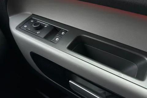 KR23NXH Volkswagen ID. Buzz 150kW Life Pro 77kWh 5dr Auto Thumbnail #20