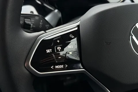 KR23NXH Volkswagen ID. Buzz 150kW Life Pro 77kWh 5dr Auto Thumbnail #37