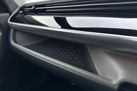 KR23NXH Volkswagen ID. Buzz 150kW Life Pro 77kWh 5dr Auto Thumbnail #46