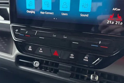 KR23NXH Volkswagen ID. Buzz 150kW Life Pro 77kWh 5dr Auto Thumbnail #47