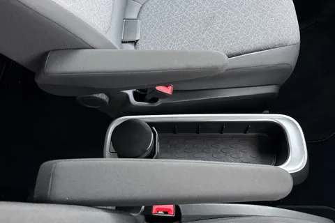 KR23NXH Volkswagen ID. Buzz 150kW Life Pro 77kWh 5dr Auto Thumbnail #52