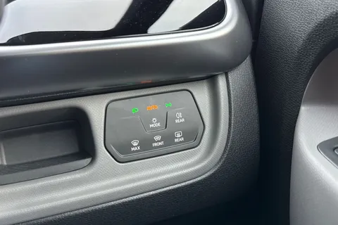 KR23NXH Volkswagen ID. Buzz 150kW Life Pro 77kWh 5dr Auto Thumbnail #53