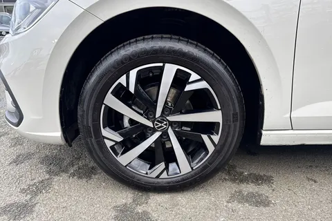 DF25WUT Volkswagen Polo 1.0 TSI Match 5dr Thumbnail #10