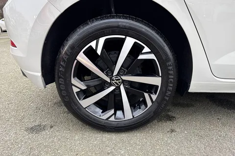 DF25WUT Volkswagen Polo 1.0 TSI Match 5dr Thumbnail #12