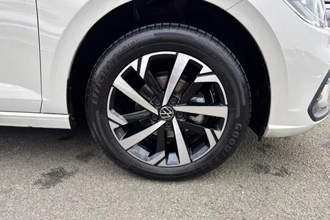 DF25WUT Volkswagen Polo 1.0 TSI Match 5dr Thumbnail #13