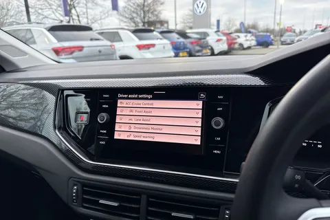 DF25WUT Volkswagen Polo 1.0 TSI Match 5dr Thumbnail #42