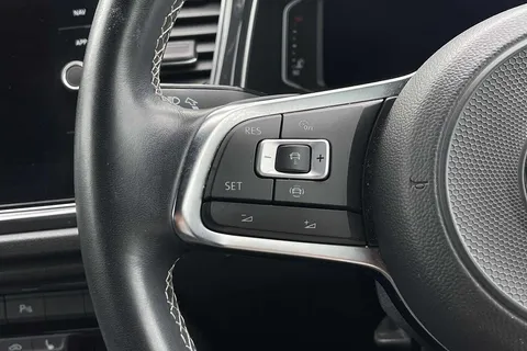 KK19VBD Volkswagen T-Roc 2.0 TDI R-Line 150PS DSG ⭐ 1 Year VW Warranty ⭐ Thumbnail #36