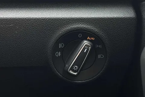 KK19VBD Volkswagen T-Roc 2.0 TDI R-Line 150PS DSG ⭐ 1 Year VW Warranty ⭐ Thumbnail #38