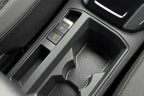 KK19VBD Volkswagen T-Roc 2.0 TDI R-Line 150PS DSG ⭐ 1 Year VW Warranty ⭐ Thumbnail #40