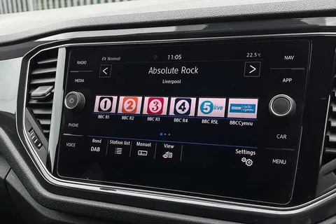 KK19VBD Volkswagen T-Roc 2.0 TDI R-Line 150PS DSG ⭐ 1 Year VW Warranty ⭐ Thumbnail #43