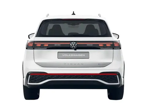  Volkswagen Tiguan 1.5 eTSI MHEV R-Line DSG Euro 6 (s/s) 5dr Thumbnail #4