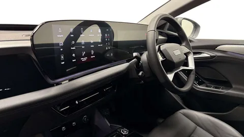 DC25FMY Audi A6 E-Tron Avant 83kWh Sport Auto 5dr Thumbnail #2