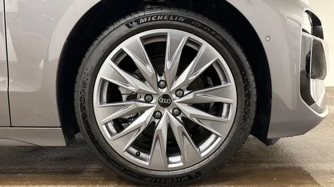 DC25BUH Audi A6 E-Tron Avant 83kWh Sport Auto 5dr Thumbnail #6