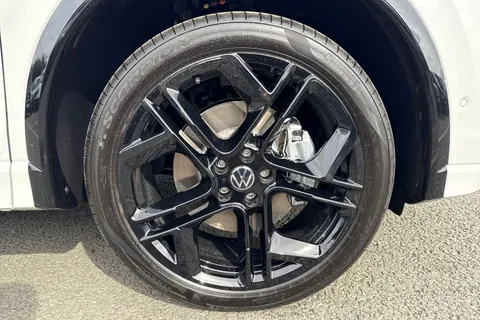 CX75WRN Volkswagen Tiguan 1.5 TSI 272 eHybrid R-Line⭐Leather, Towbar, Sunroof, Comfort package, Info Thumbnail #8