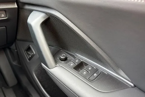 CX75WRN Volkswagen Tiguan 1.5 TSI 272 eHybrid R-Line⭐Leather, Towbar, Sunroof, Comfort package, Info Thumbnail #19