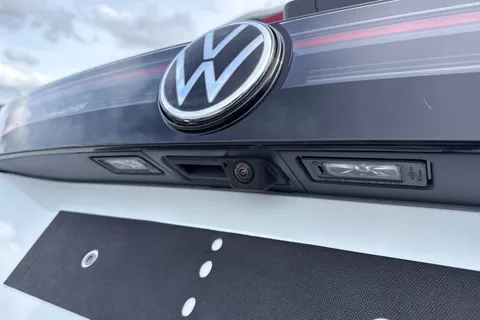 CX75WRN Volkswagen Tiguan 1.5 TSI 272 eHybrid R-Line⭐Leather, Towbar, Sunroof, Comfort package, Info Thumbnail #36