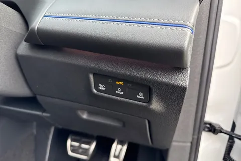 CX75WRN Volkswagen Tiguan 1.5 TSI 272 eHybrid R-Line⭐Leather, Towbar, Sunroof, Comfort package, Info Thumbnail #45