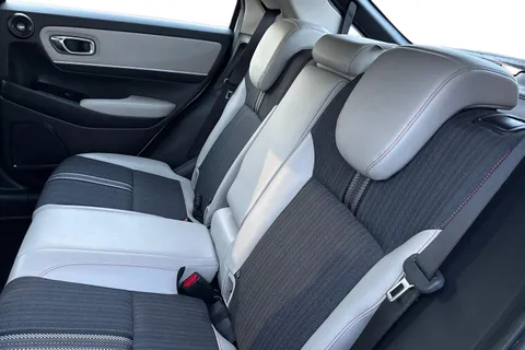 MC71OKR Honda HR-V 1.5 h i-MMD Advance Style CVT Euro 6 (s/s) 5dr Thumbnail #18