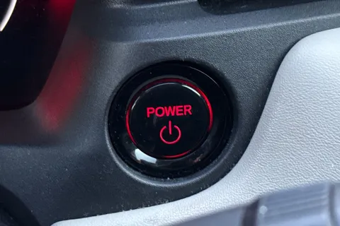 MC71OKR Honda HR-V 1.5 h i-MMD Advance Style CVT Euro 6 (s/s) 5dr Thumbnail #41