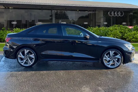 PN75FPL Audi A3 Black Edition 35 TFSI  150 PS S tronic Thumbnail #4