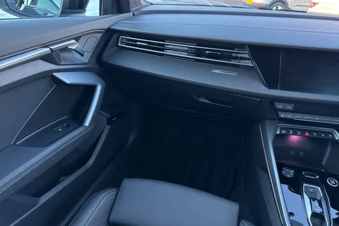 PN75FPL Audi A3 Black Edition 35 TFSI  150 PS S tronic Thumbnail #16