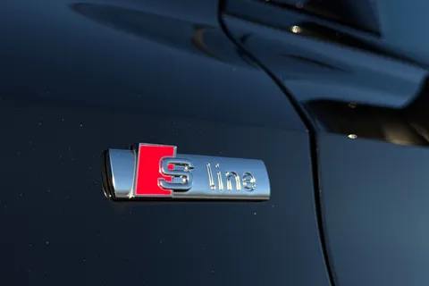 PN75FPL Audi A3 Black Edition 35 TFSI  150 PS S tronic Thumbnail #28