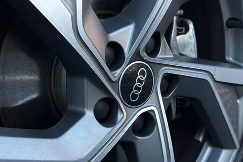 PN75FPL Audi A3 Black Edition 35 TFSI  150 PS S tronic Thumbnail #31