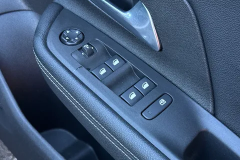 SM72OVH Vauxhall Mokka 1.2 Turbo GS Line Auto Euro 6 (s/s) 5dr Thumbnail #19