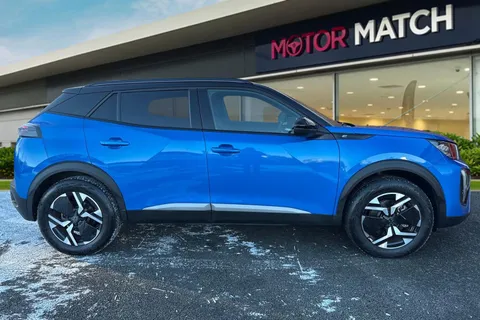 MT24PYY PEUGEOT e-2008 50kWh GT Auto 5dr (7kW Charger) Thumbnail #4