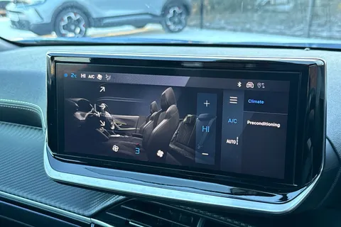 MT24PYY PEUGEOT e-2008 50kWh GT Auto 5dr (7kW Charger) Thumbnail #22