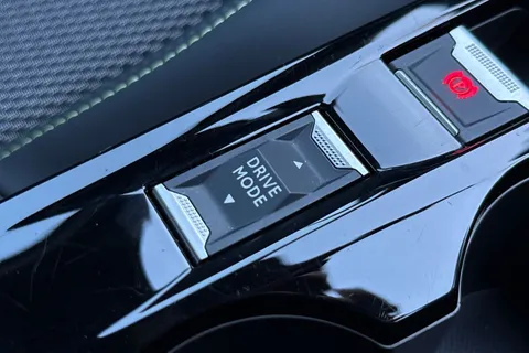 MT24PYY PEUGEOT e-2008 50kWh GT Auto 5dr (7kW Charger) Thumbnail #44