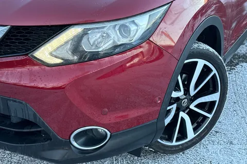 KE17KFP Nissan Qashqai 1.5 dCi Tekna [Non-Panoramic] 5dr Thumbnail #25