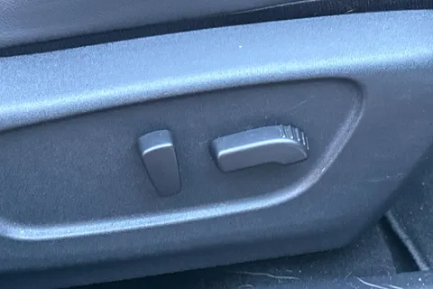 KE17KFP Nissan Qashqai 1.5 dCi Tekna [Non-Panoramic] 5dr Thumbnail #29