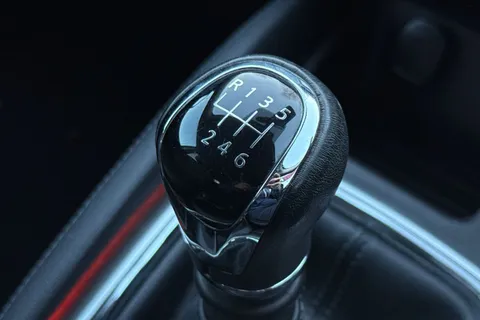 KE17KFP Nissan Qashqai 1.5 dCi Tekna [Non-Panoramic] 5dr Thumbnail #38