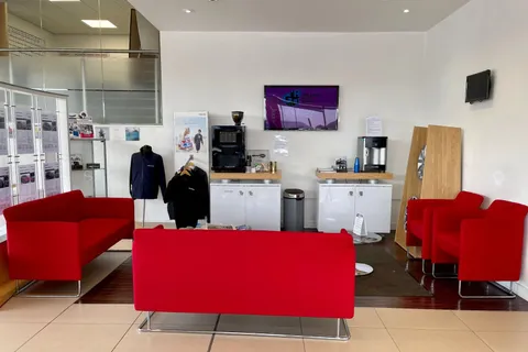 KE17KFP Nissan Qashqai 1.5 dCi Tekna [Non-Panoramic] 5dr Thumbnail #49