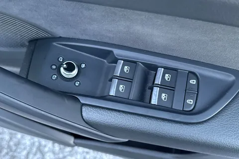 PG73XTV Audi Q5 S line 50 TFSI e quattro 299 PS S tronic Thumbnail #18