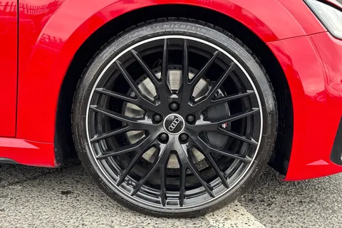 PY72JCZ Audi TTS S Coup- Black Edition TFSI 320 PS S tronic Thumbnail #11