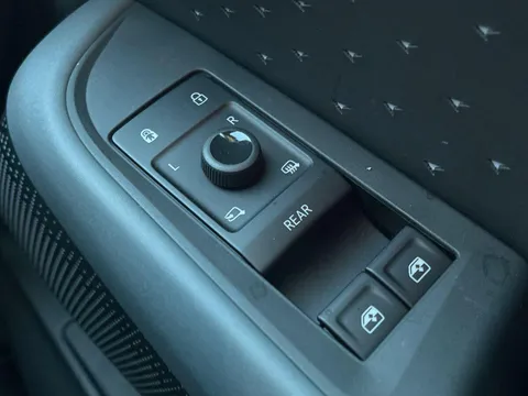  CUPRA Tavascan 77kWh VZ2 SUV Coupe Auto 4Drive 5dr Thumbnail #38