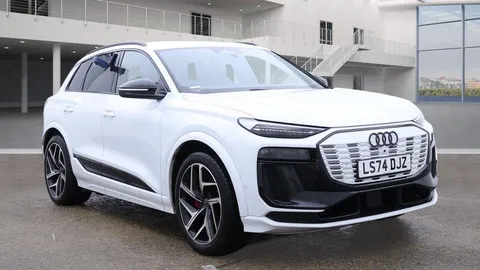 LS74DJZ Audi Q6 E-Tron 100kWh Edition 1 Auto quattro 5dr Thumbnail #1