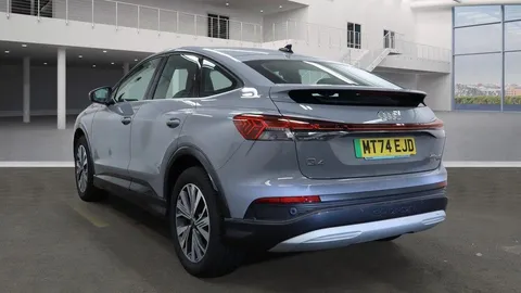 MT74EJD Audi Q4 e-tron Q4 Sportback Sport 45 e-tron quattro 210,00 kW Thumbnail #3