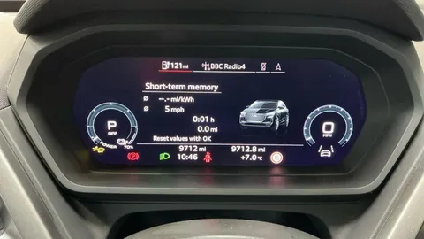 MT74EJD Audi Q4 e-tron Q4 Sportback Sport 45 e-tron quattro 210,00 kW Thumbnail #11