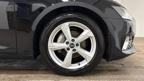 AV72UDB Audi A6 Saloon 2.0 TFSI 40 Sport S Tronic Euro 6 (s/s) 4dr Thumbnail #6