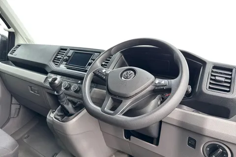 DC75KWM Volkswagen Crafter CR35 Commerce Plus LWB 140 PS Manual FWD - Rear Camera/Step Thumbnail #13