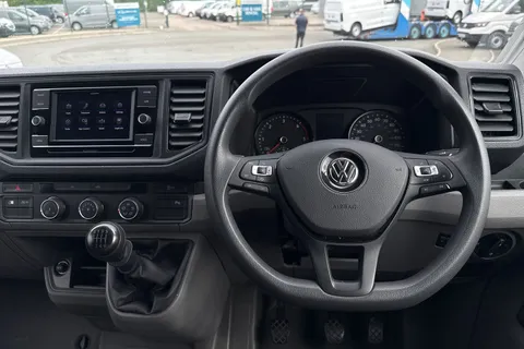 DC75KWM Volkswagen Crafter CR35 Commerce Plus LWB 140 PS Manual FWD - Rear Camera/Step Thumbnail #17