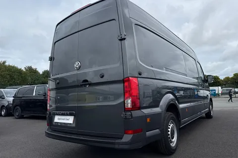 DC75KWM Volkswagen Crafter CR35 Commerce Plus LWB 140 PS Manual FWD - Rear Camera/Step Thumbnail #29