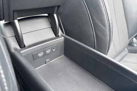 BF66AXR Audi A4 2.0 TDI S line S Tronic quattro Euro 6 (s/s) 4dr Thumbnail #39