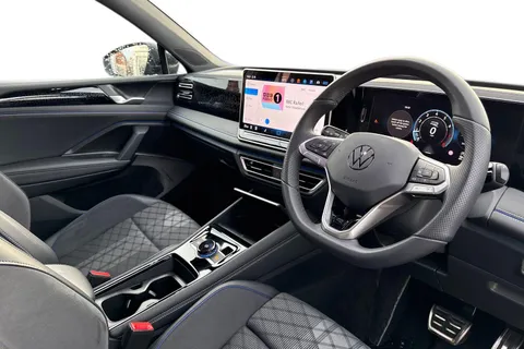 NL25LVK Volkswagen Tiguan 1.5 eTSI 150 R-Line 5dr DSG Thumbnail #15