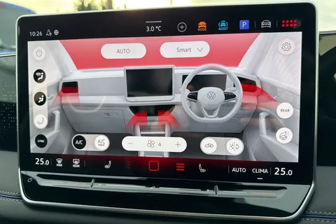 NL25LVK Volkswagen Tiguan 1.5 eTSI 150 R-Line 5dr DSG Thumbnail #23