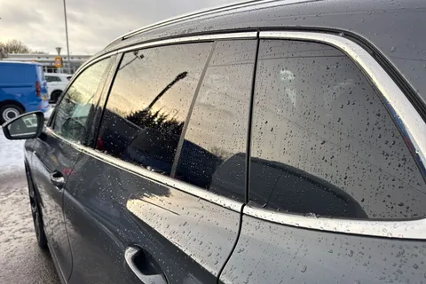 NL25LVK Volkswagen Tiguan 1.5 eTSI 150 R-Line 5dr DSG Thumbnail #35